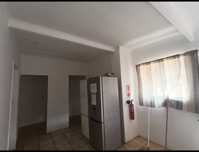 5 BEDROOM HOUSE FOR SALE IN BRANDWAG